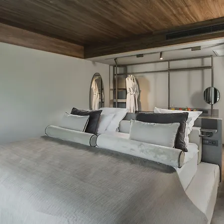 מלון Paloma Finesse 5*