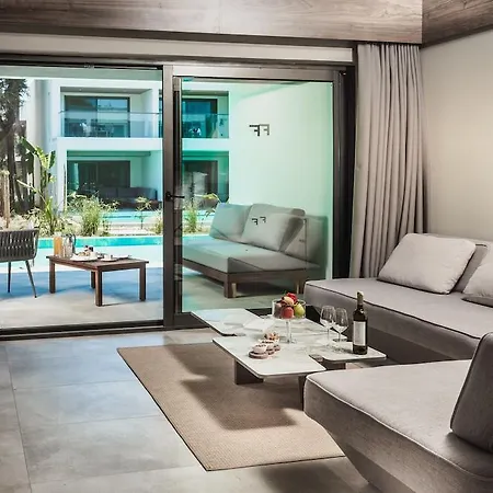 Paloma Finesse 5* מנבגט